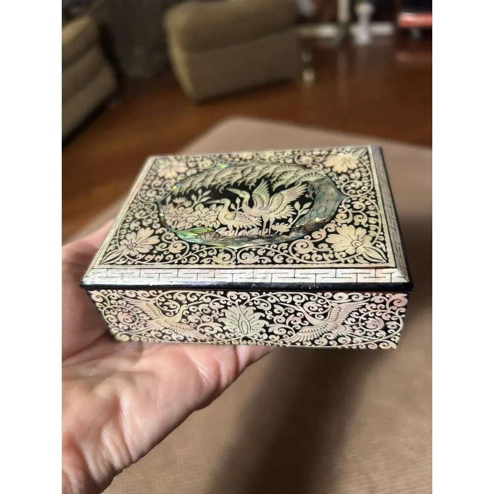 Korean Lacquerware Mother-Of-Pearl Box Floral & Cranes Bird Najeonchilgi Trinket